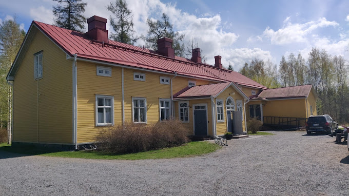 Omaishoitajien leiripäivä Vanhan Vaasan pappilassa (alueen seurakuntien yhteistyö) Vanhan Vaasan pappila